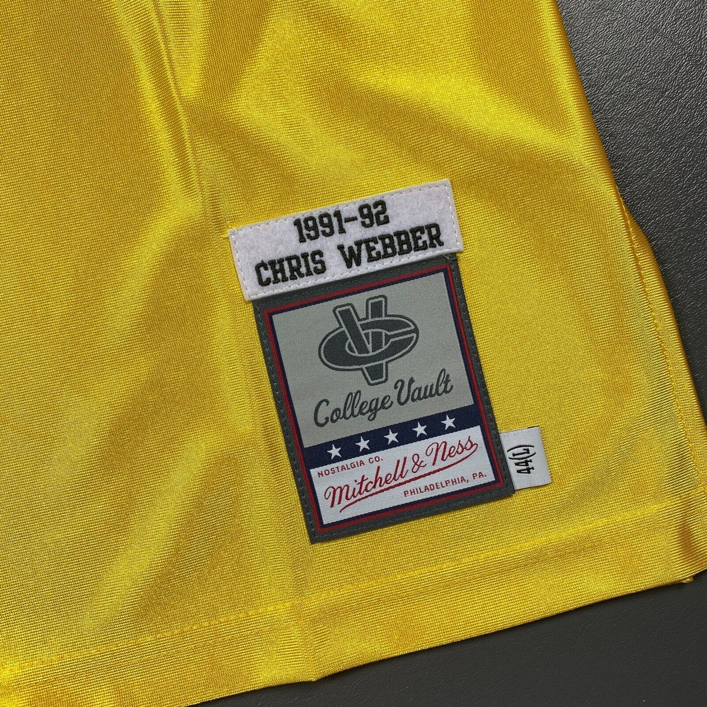 100% Authentic Chris Webber Mitchell & Ness 91 92 Wolverines Jersey Size 44 L