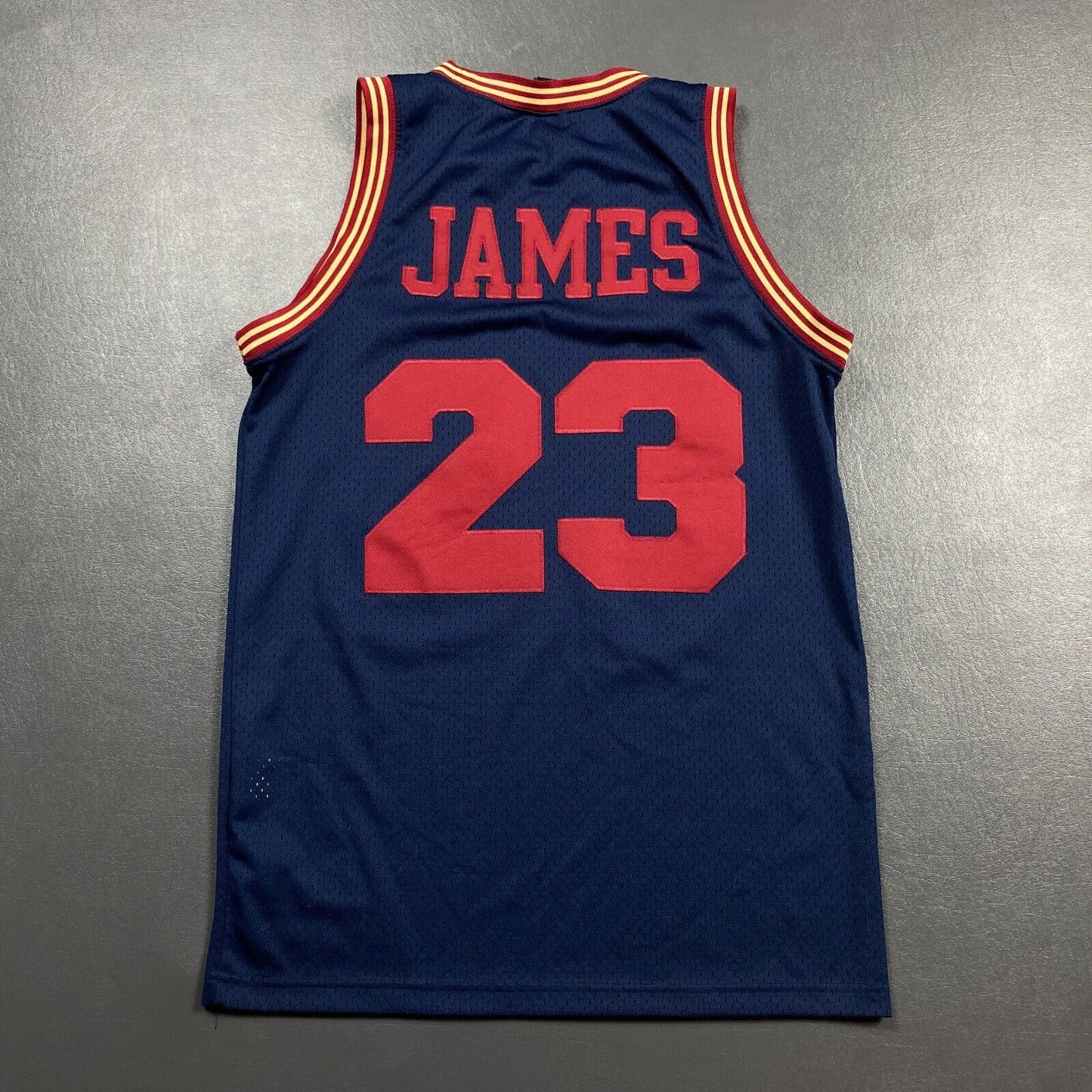 100% Authentic Lebron James Nike Cavaliers HWC Swingman Jersey Size S Mens