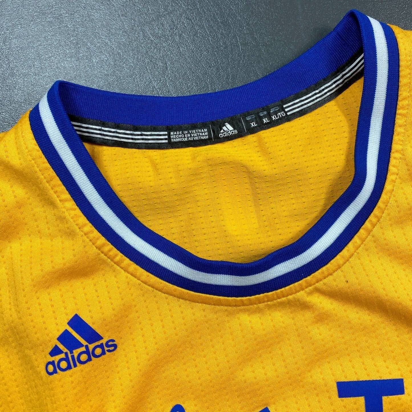 100% Authentic Stephen Curry Adidas Warriors The City HWC Jersey Size XL Mens