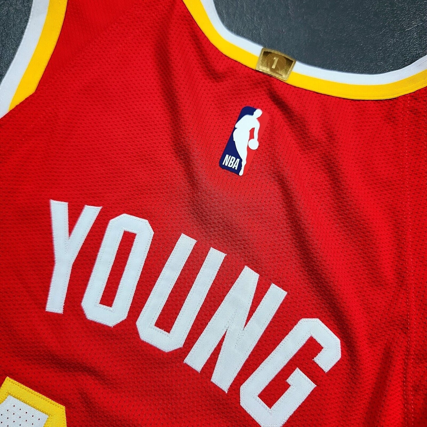 100% Authentic Trae Young Nike Hawks Icon Edition Jersey 44 M ShareCare Patch