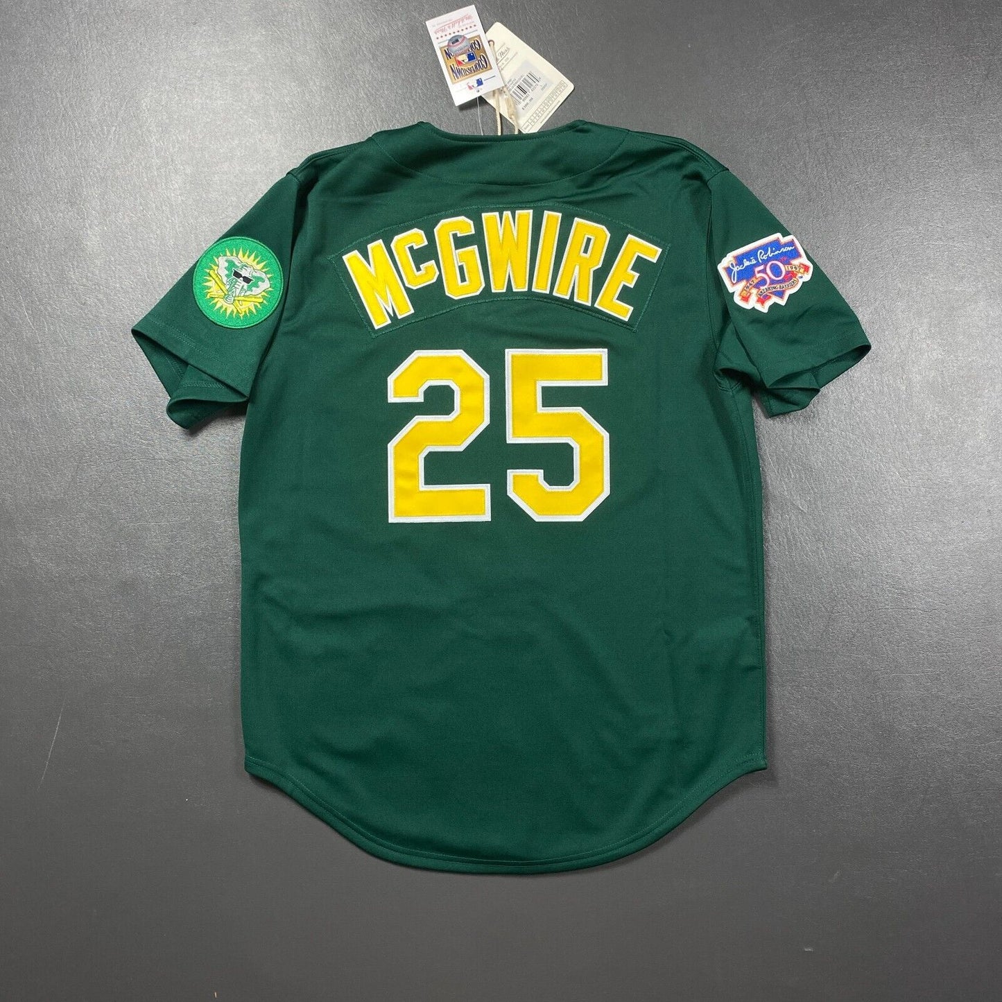 100% Authentic Mark McGwire Mitchell Ness 1997 Oakland Athletics Jersey 44 L Men