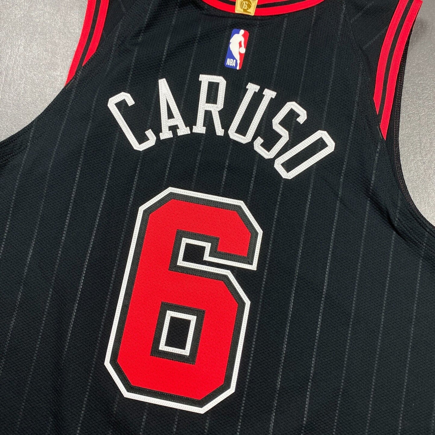 100% Authentic Alex Caruso Nike Bulls Statement Jersey Size 48 L Motorola