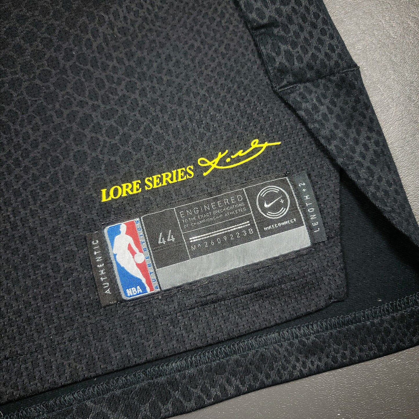 100% Authentic Lonzo Ball Nike Black Mamba City Lakers Jersey Size 44 M Mens