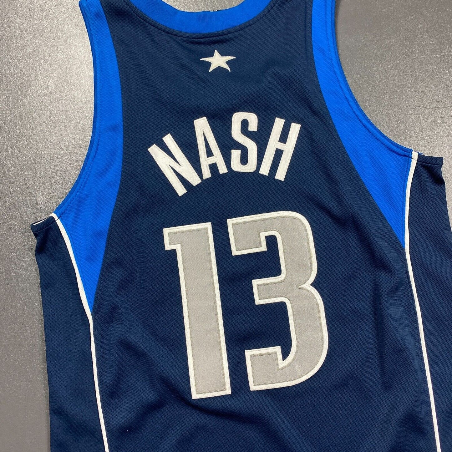 100% Authentic Steve Nash Vintage Nike Dallas Mavericks Jersey Size 44 L Mens