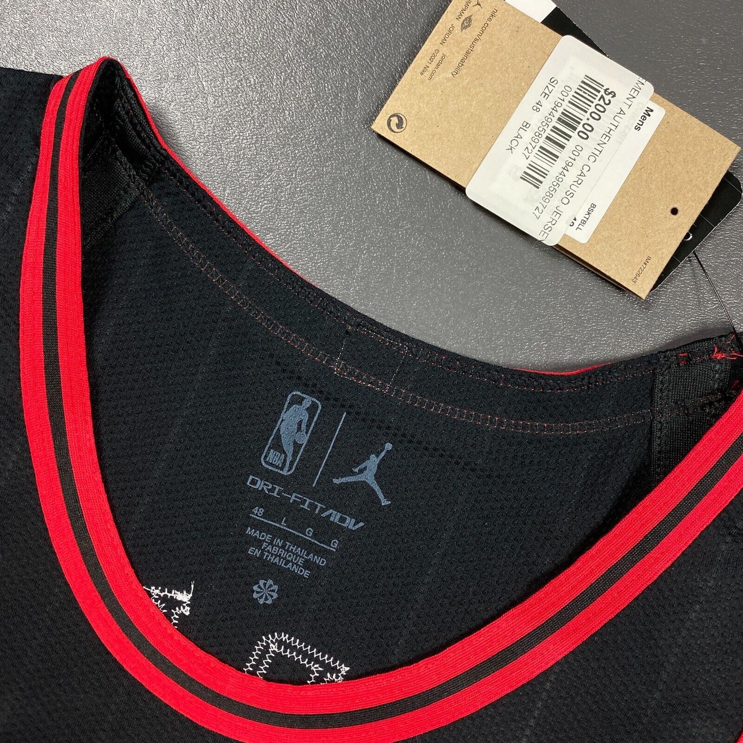 100% Authentic Alex Caruso Nike Bulls Statement Jersey Size 48 L Motorola