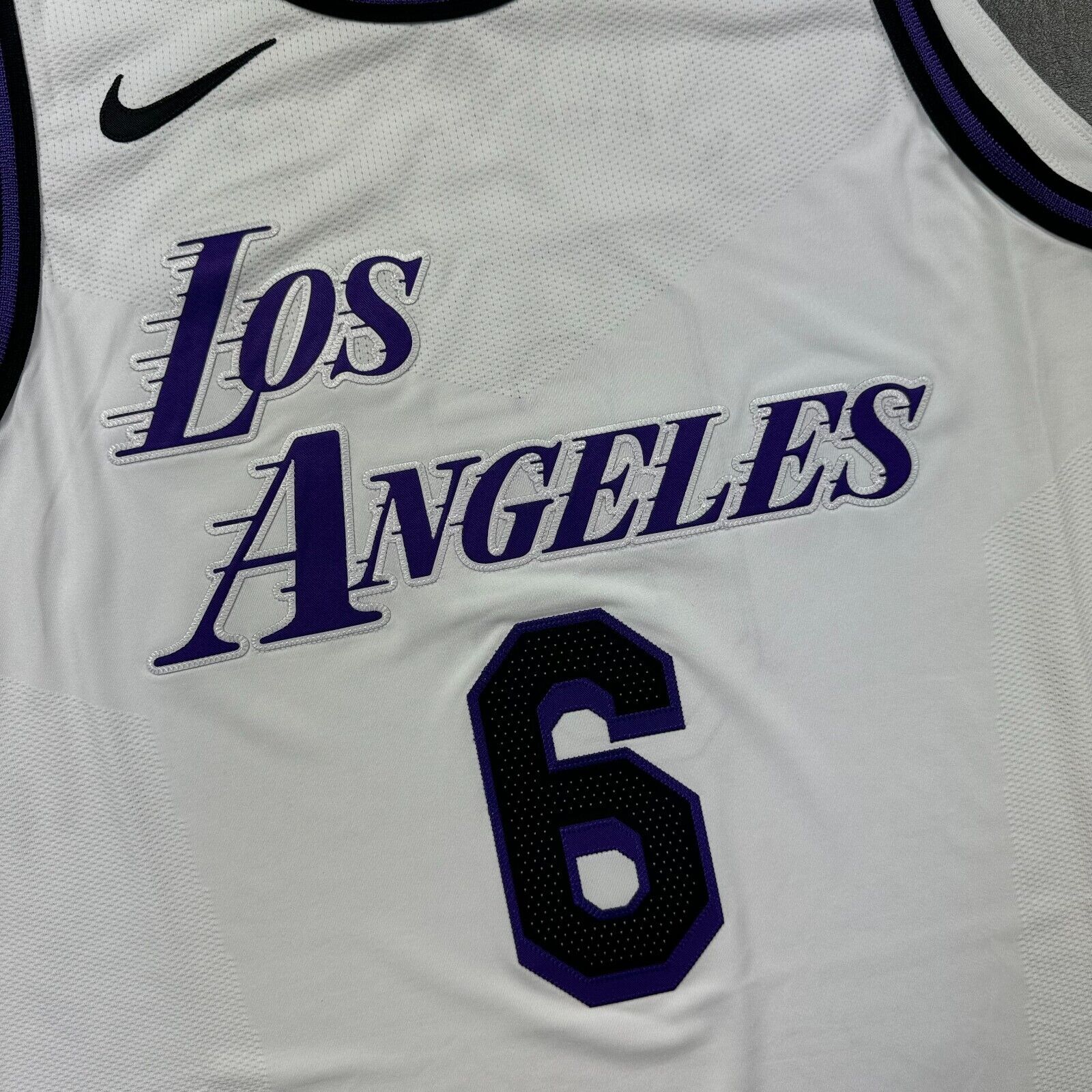 Nike Lakers Lebron James Men Jersey Size XL (52) sale