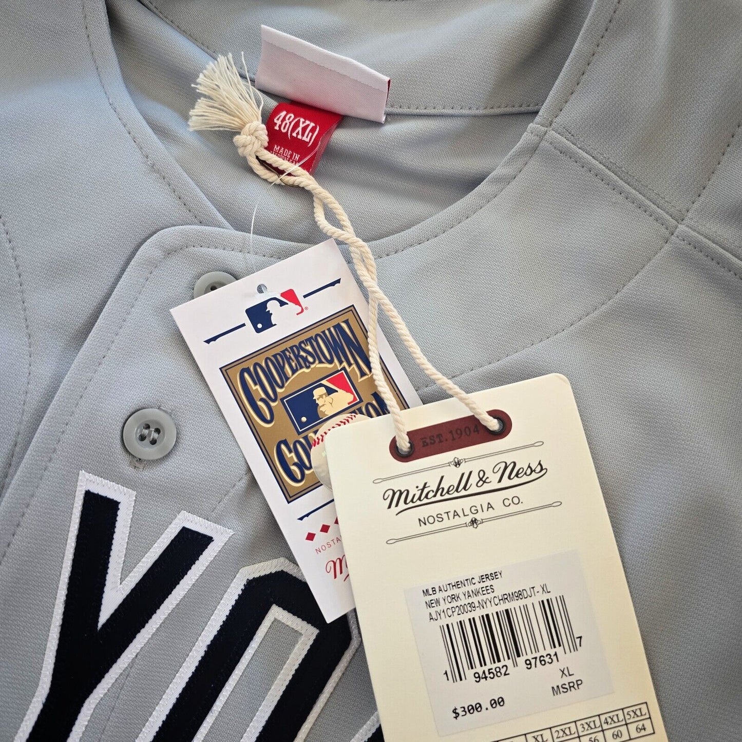 100% Authentic Derek Jeter Mitchell Ness 1998 World Series Yankees Jersey 48 XL