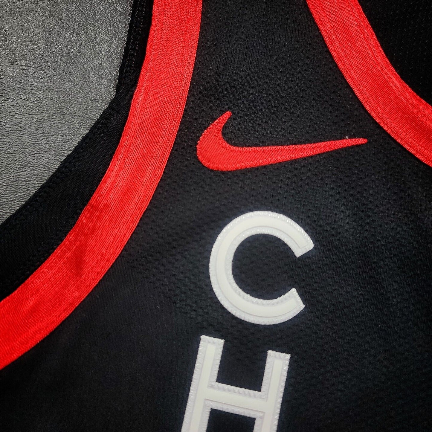 100% Authentic Zach LaVine Nike Bulls City Edition Jersey Size 48 L Motorola