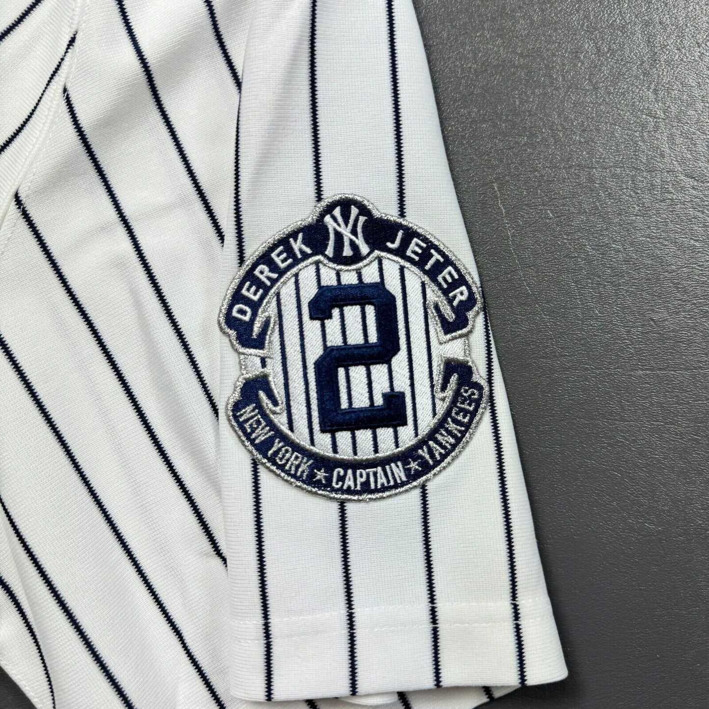 100% Authentic Derek Jeter Mitchell & Ness 2014 NY Yankees Jersey Size L 44 Mens