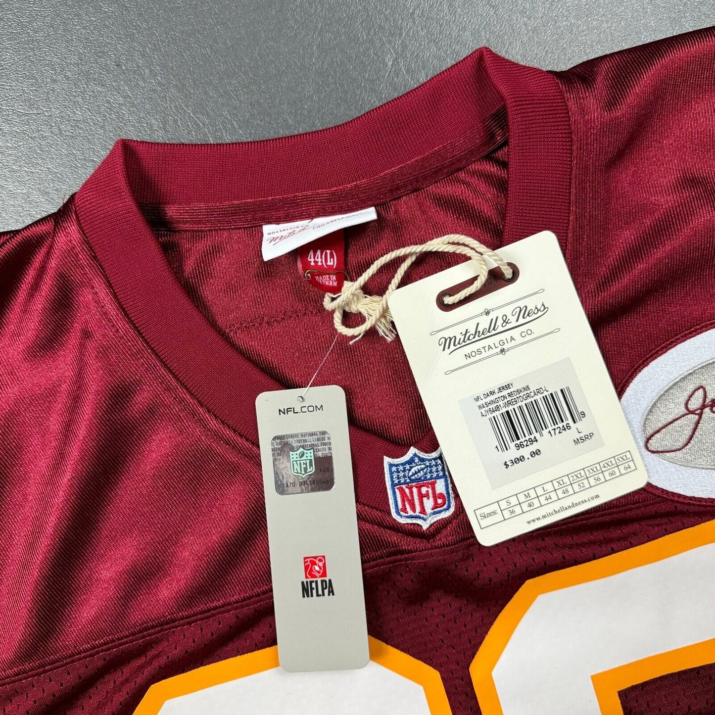 100% Authentic Darrell Green Mitchell & Ness 1997 Washington Jersey Size 44 L