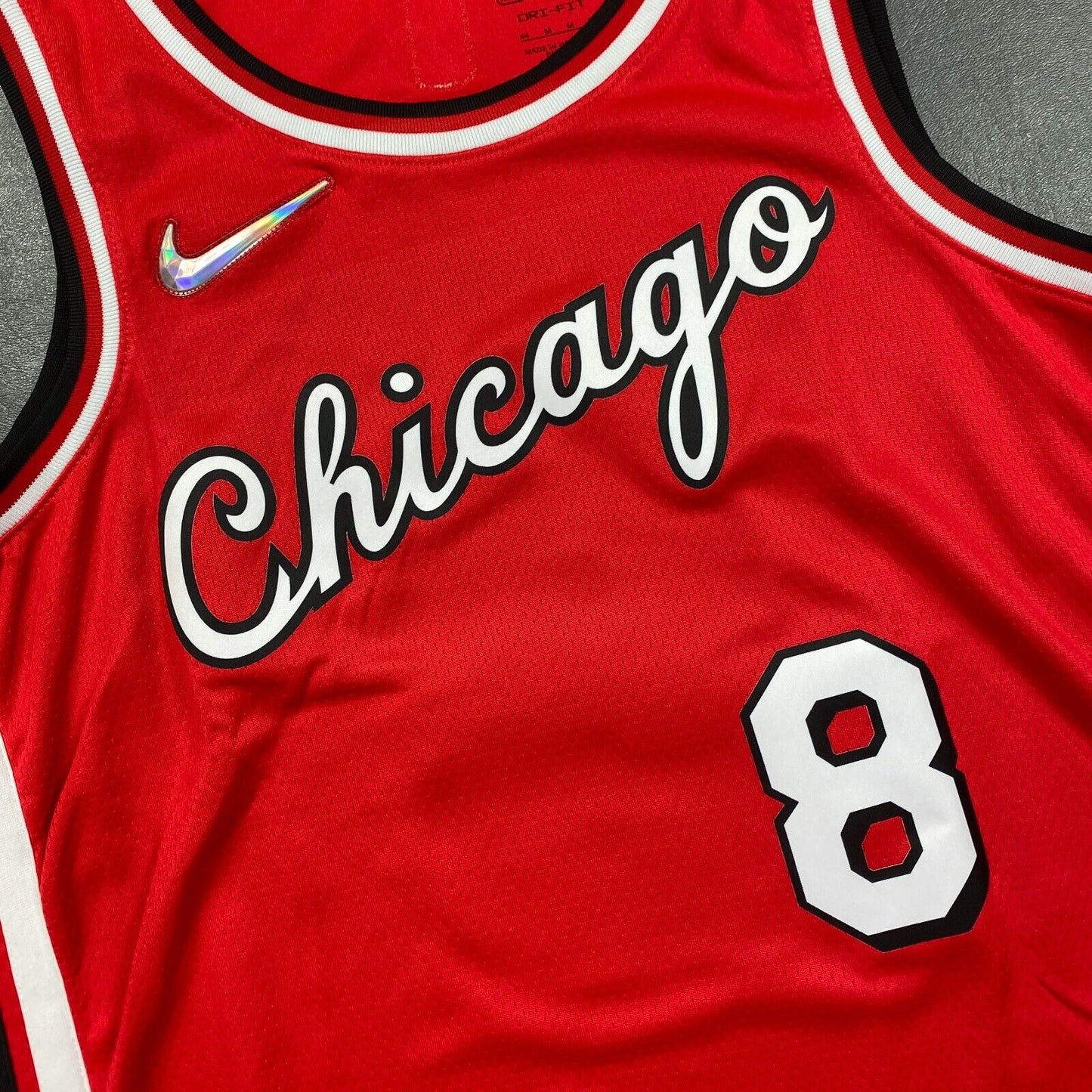 100% Authentic Zach Lavine Nike NBA 75th Bulls City Edition Jersey Size 44 M