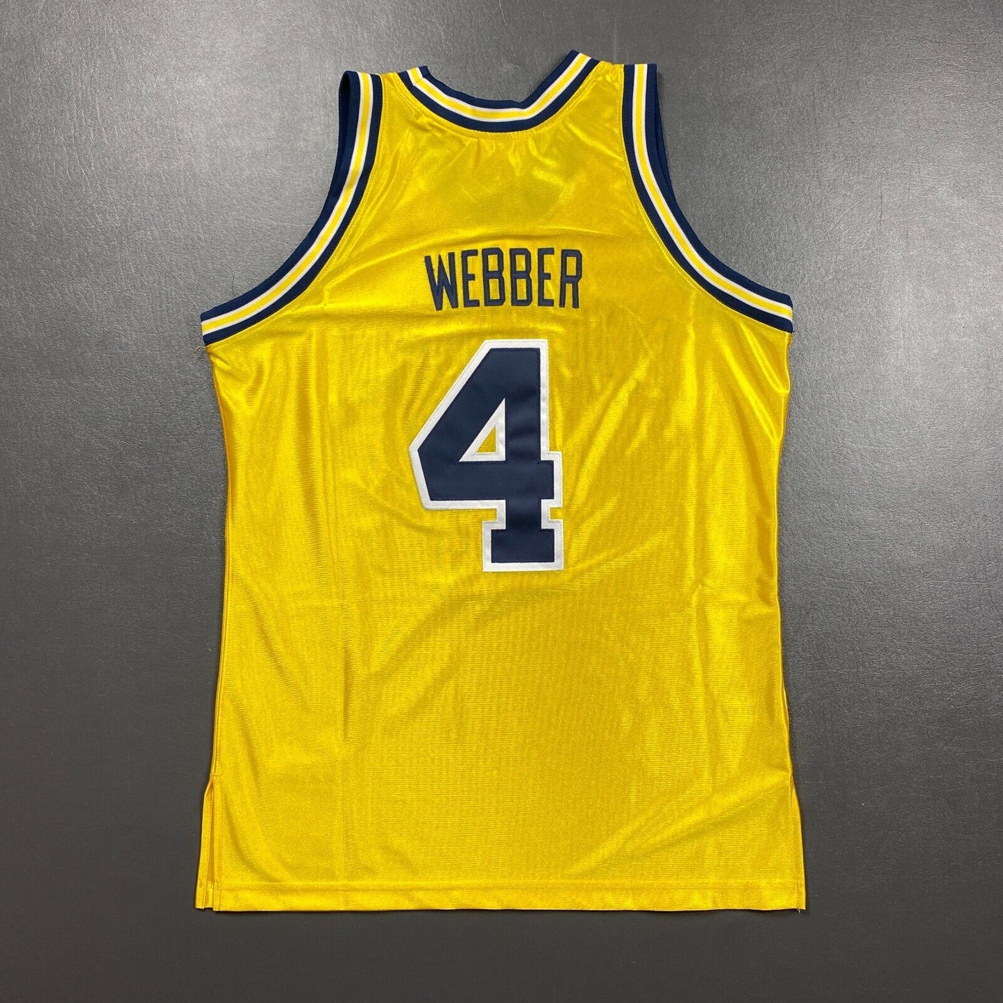 100% Authentic Chris Webber Mitchell & Ness 91 92 Wolverines Jersey Size 44 L