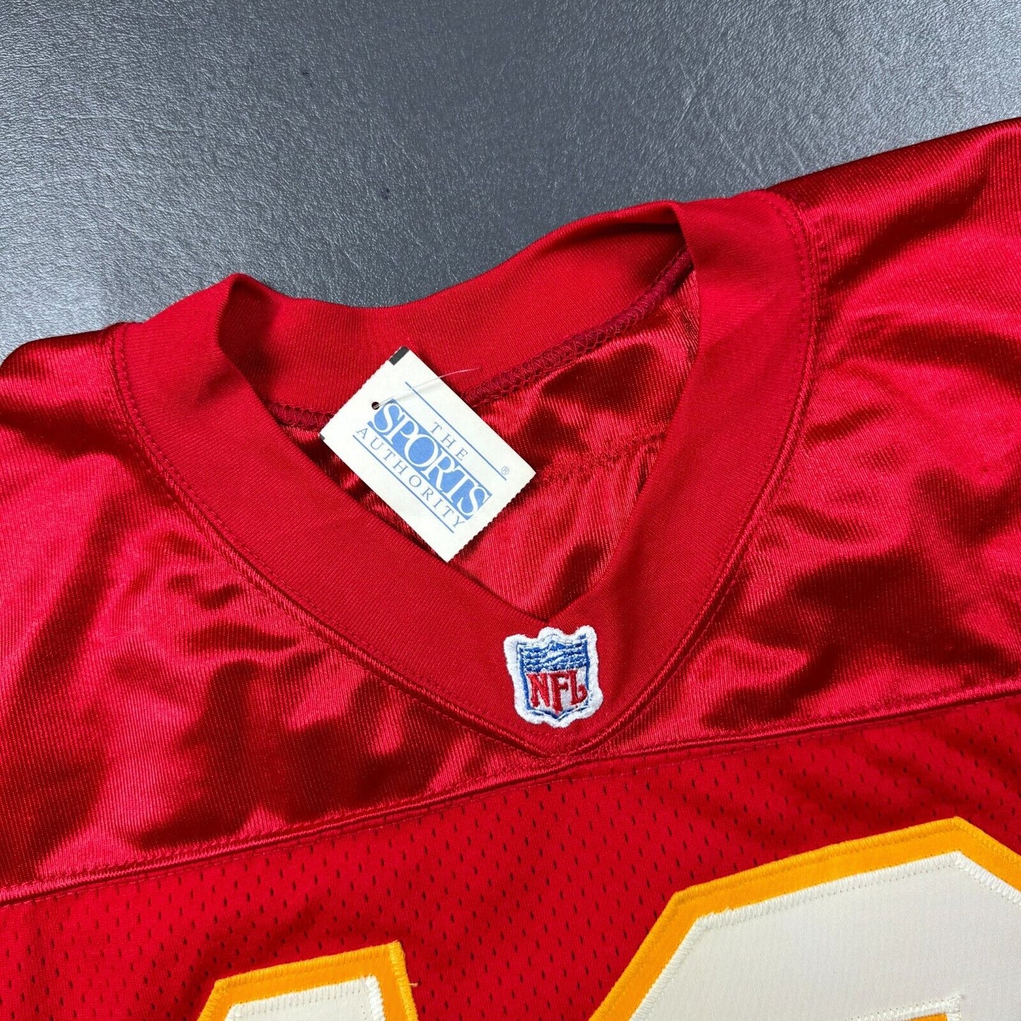 100% Authentic Joe Montana Vintage Wilson Pro Line Chiefs Jersey Size 50 XL 2XL