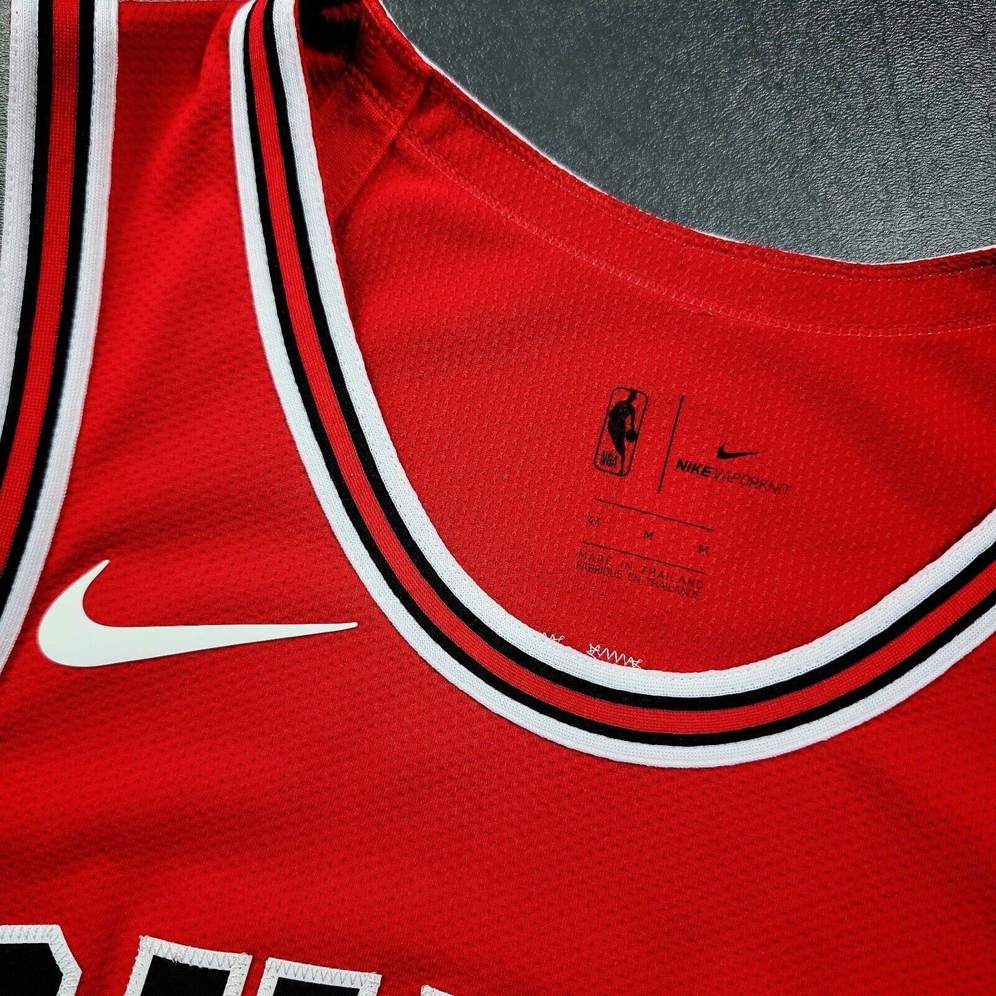 100% Authentic Zach Lavine Nike Bulls Icon Edition Jersey Size 44 M Mens