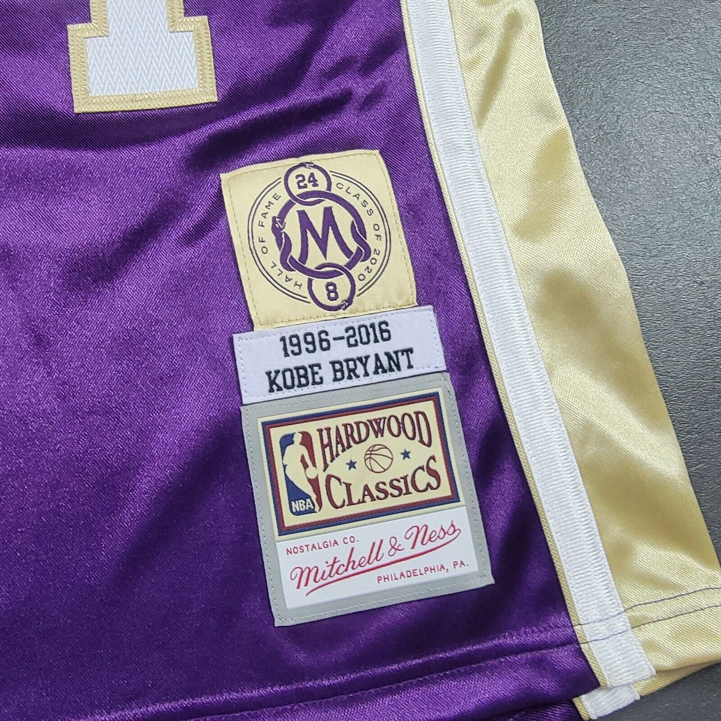 100% Authentic Kobe Bryant Mitchell Ness 1996-2016 HOF Lakers Jersey Size 36 S