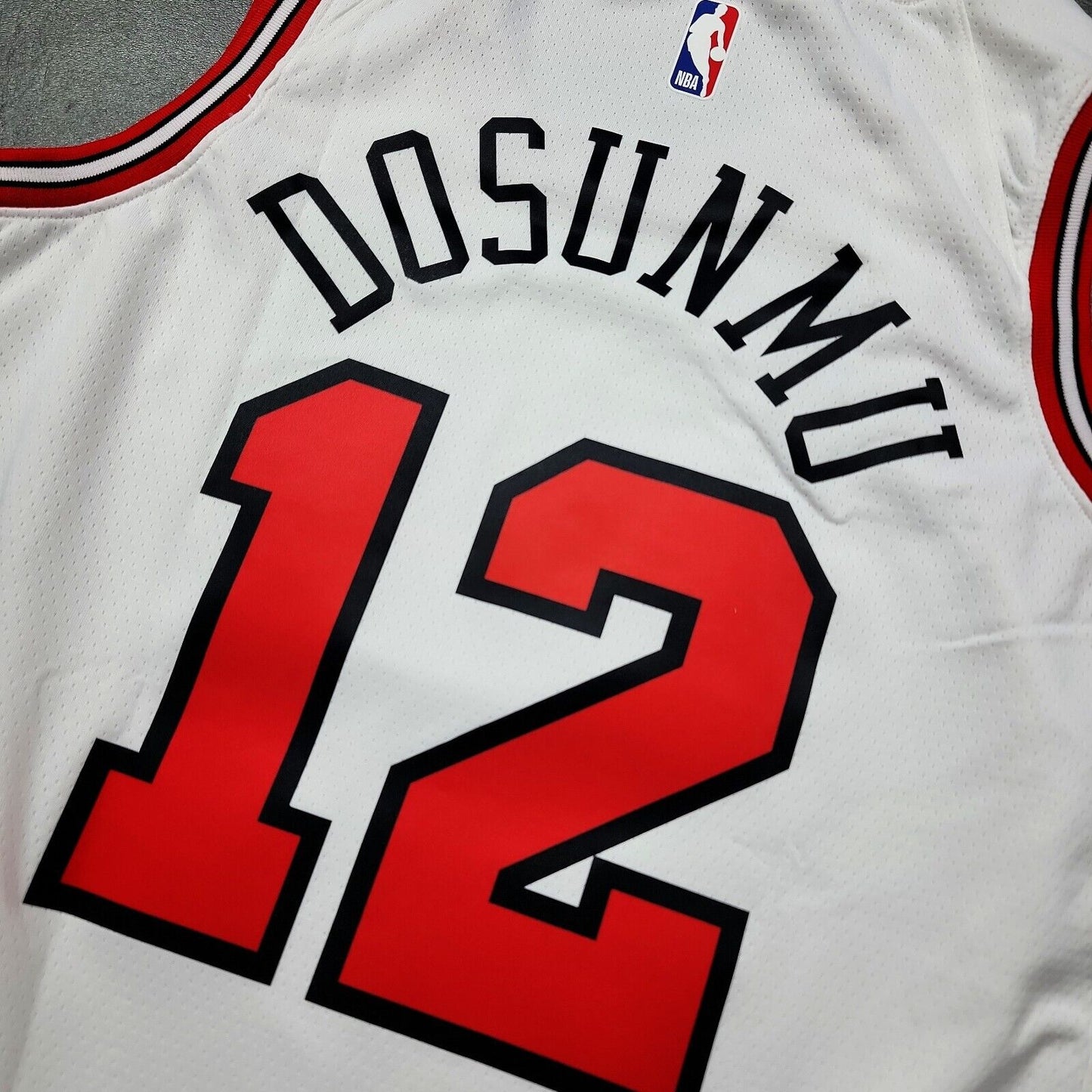 100% Authentic Ayo Dosunmu Nike Bulls Association Swingman Jersey Size 44 M