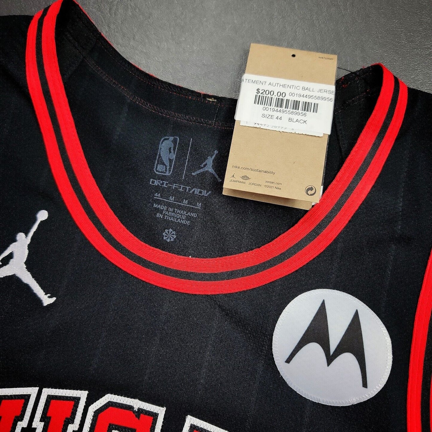 100% Authentic Lonzo Ball Nike Bulls Statement Jersey Size 44 M Motorola