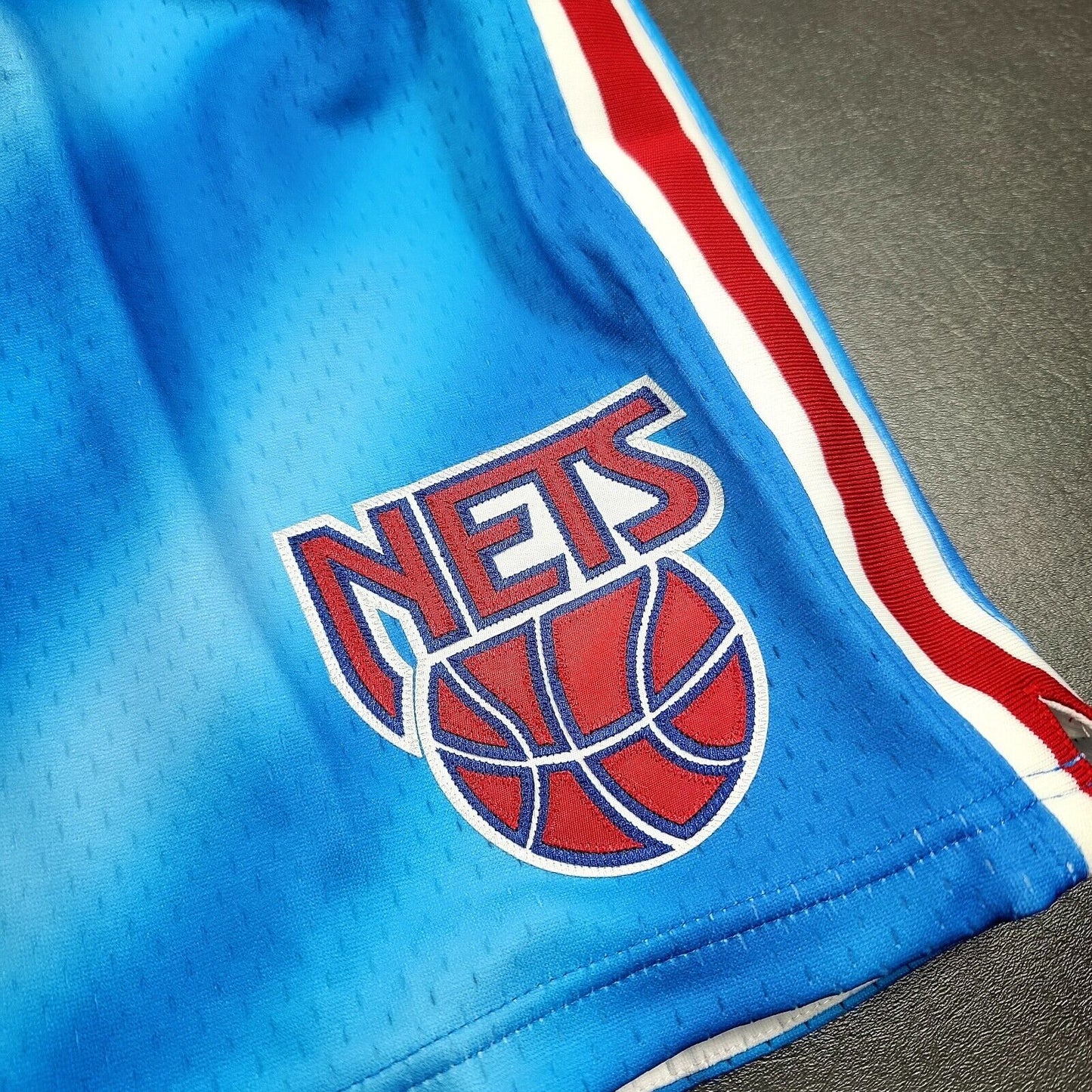 100% Authentic Mitchell & Ness 90 91 NJ Nets Shorts Size 40 M Mens
