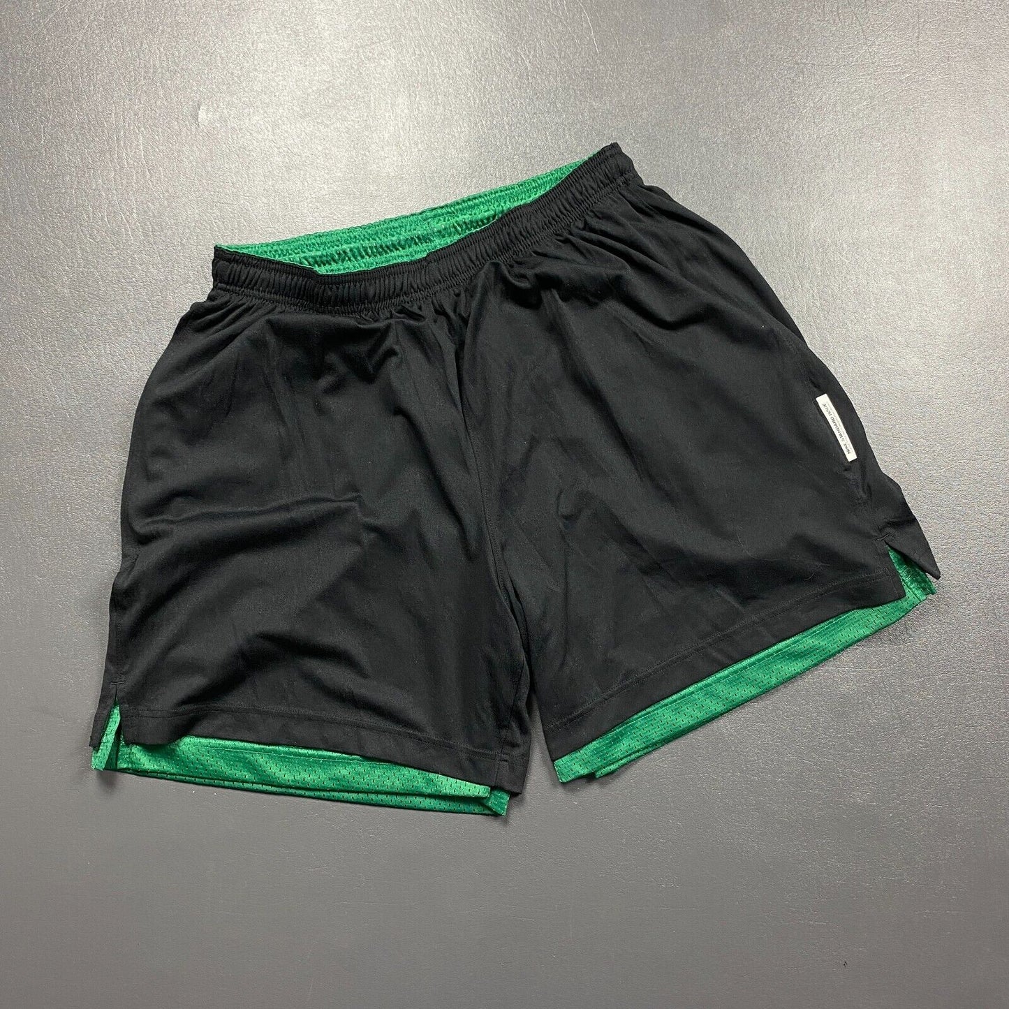 100% Authentic Boston Celtics Nike Issued Reversible Shorts Size XL Mens