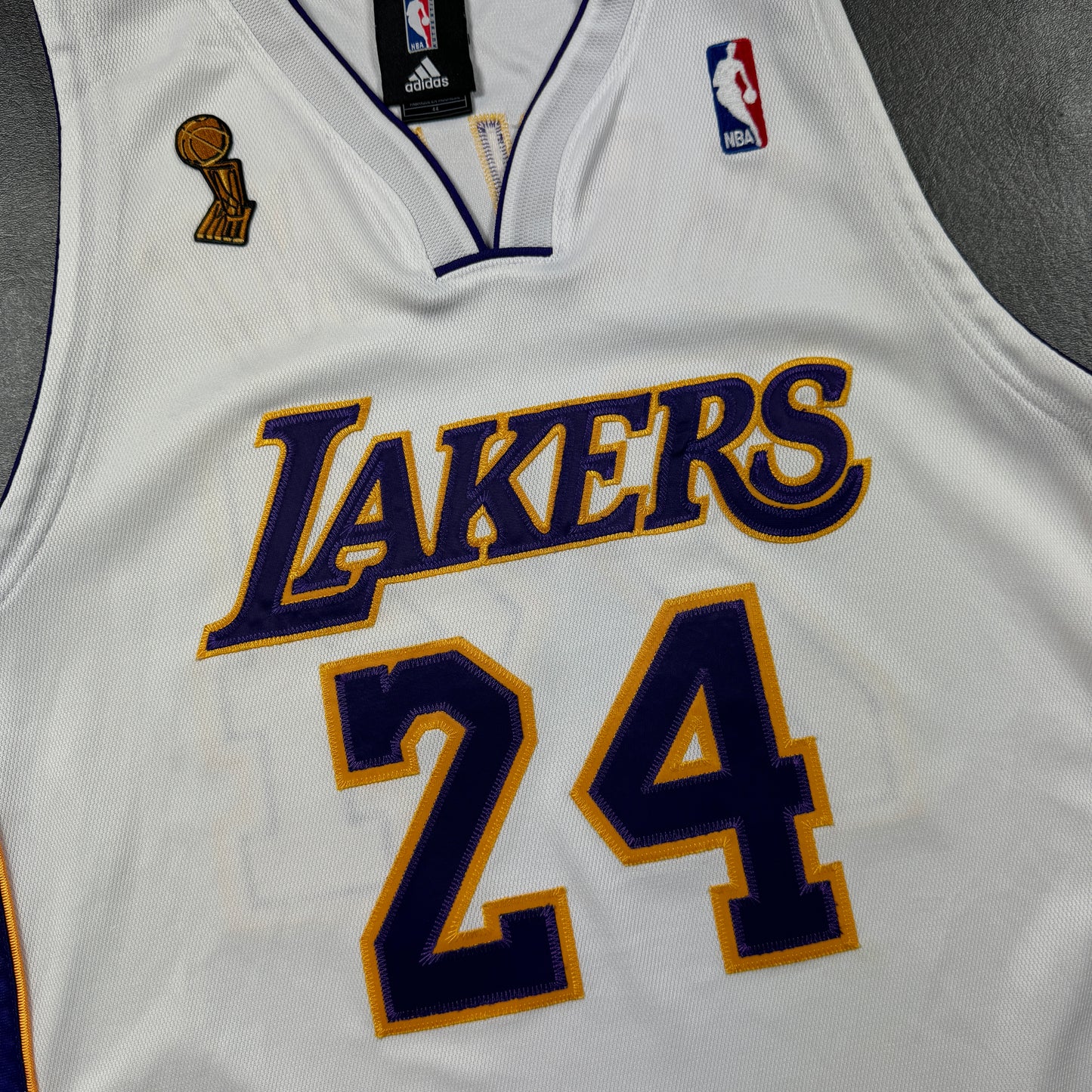 100% Authentic Kobe Bryant Adidas Los Angeles Lakers Finals Jersey Size 44