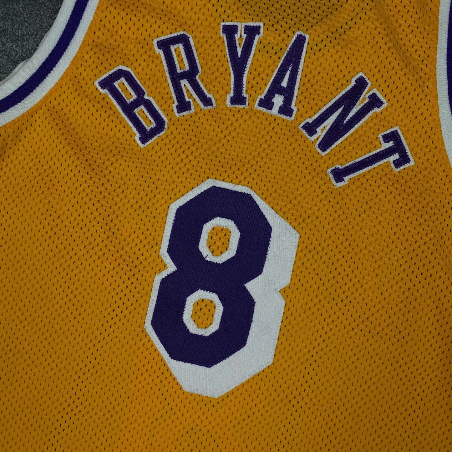 100% Authentic Kobe Bryant Vintage Nike 1998 Lakers Jersey Size 44 L Mens