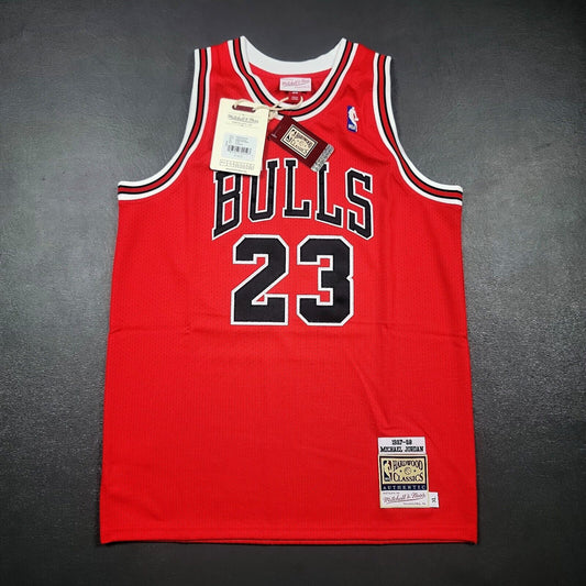 100% Authentic Michael Jordan Mitchell Ness 97 98 Bulls Jersey XL 18/20 Youth