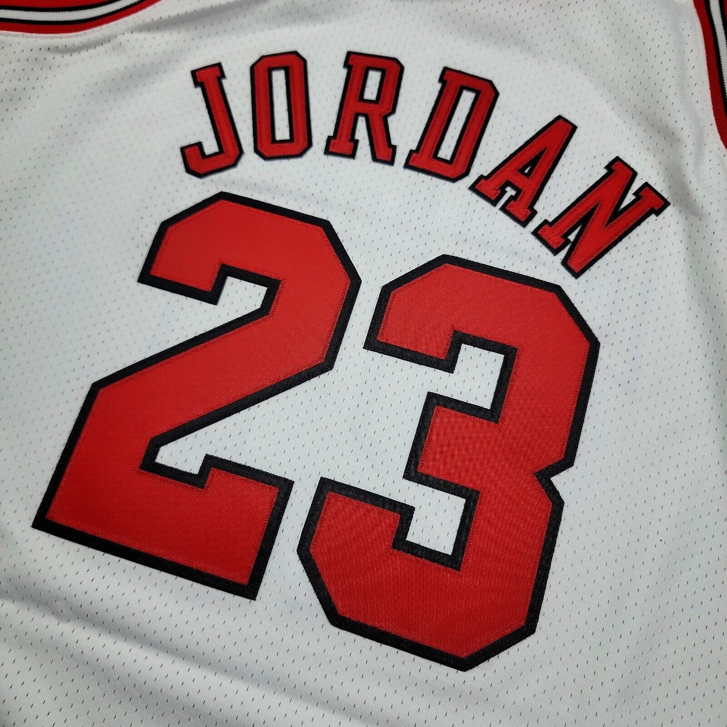 100% Authentic Michael Jordan Mitchell Ness 97 98 Bulls Jersey Size 44 L Mens