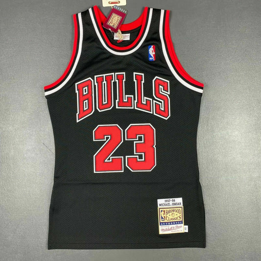 100% Authentic Michael Jordan Mitchell & Ness 97 98 Bulls Jersey Size 36 S Mens