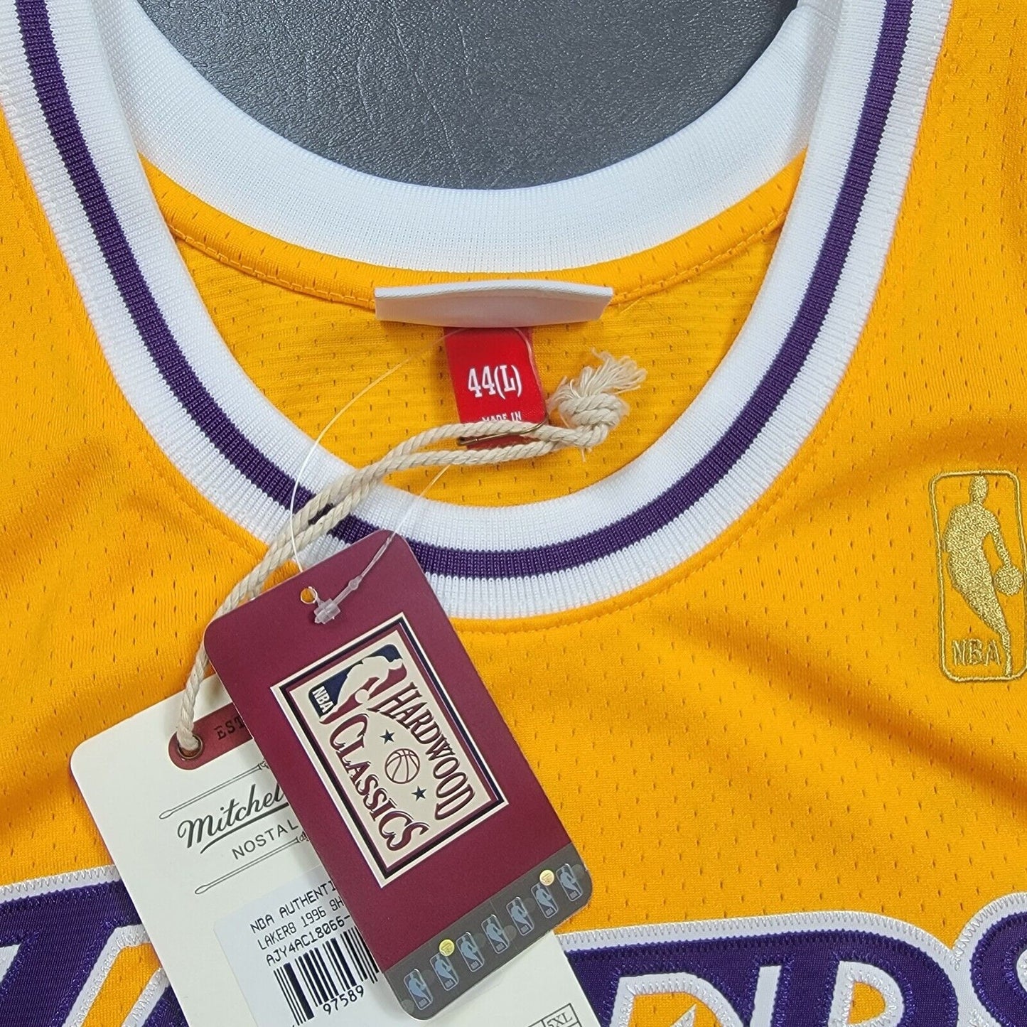 100% Authentic Shaquille O'Neal Mitchell Ness 96 97 Lakers Jersey Size 44 L kobe