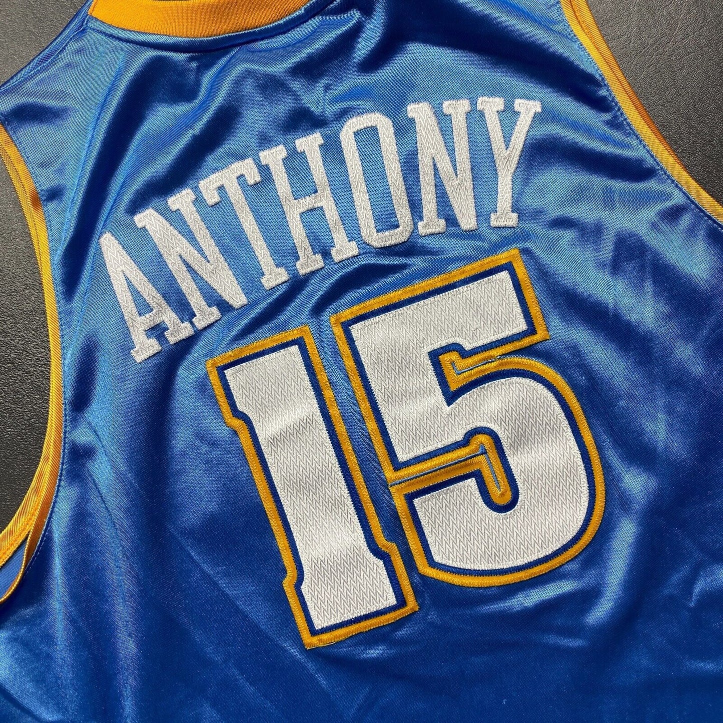 100% Authentic Carmelo Anthony Reebok Nuggets Jersey Size 44 L XL Mens