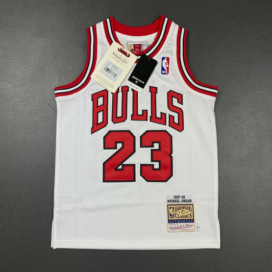 100% Authentic Michael Jordan Mitchell Ness 97 98 Bulls Jersey S 8 Youth Boys