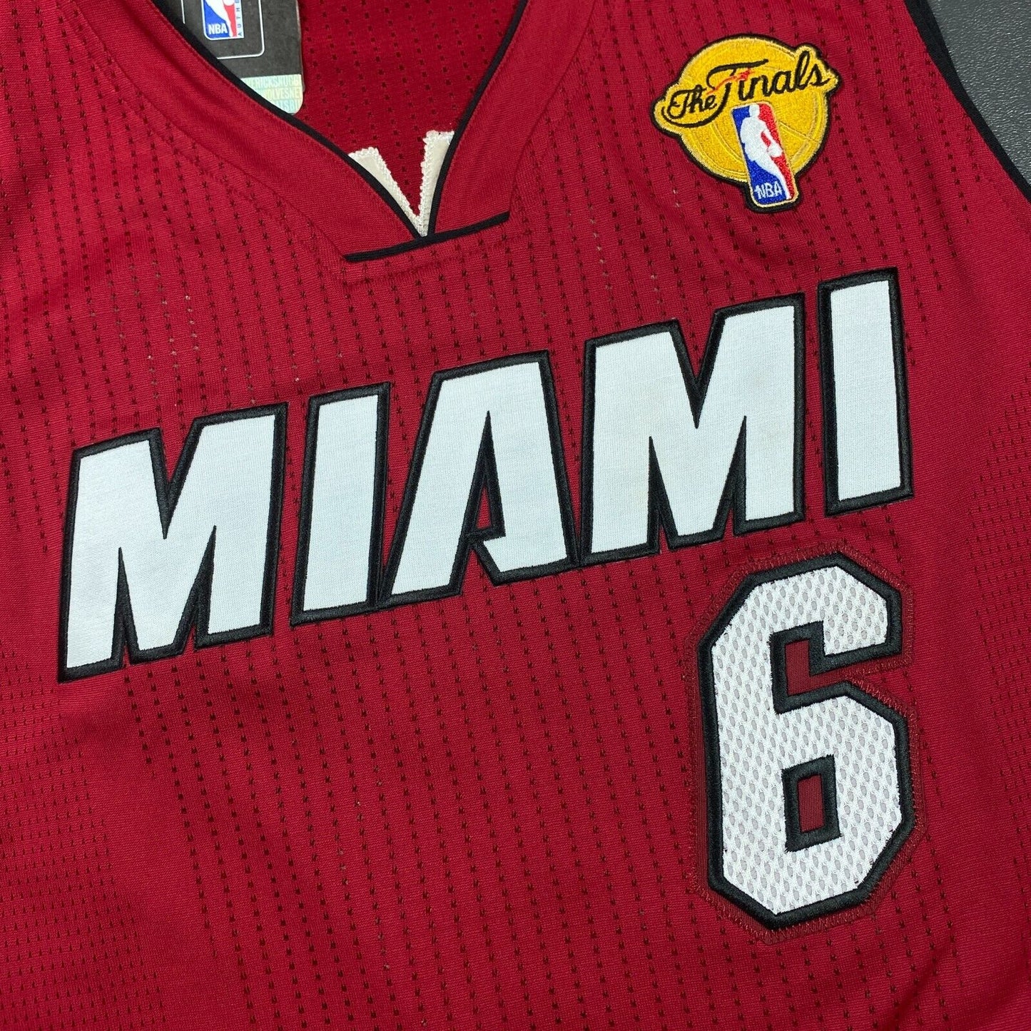 100% Authentic Lebron James Miami Heat 2011 NBA Finals Jersey L - mesh # pro cut