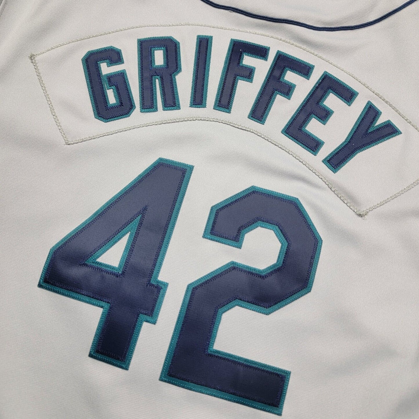 100% Authentic Ken Griffey Jr Mitchell & Ness 1997 Mariners Jersey Size 44 L Men