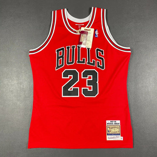 100% Authentic Michael Jordan Mitchell Ness 97 98 Bulls Jersey Size 44 L Mens