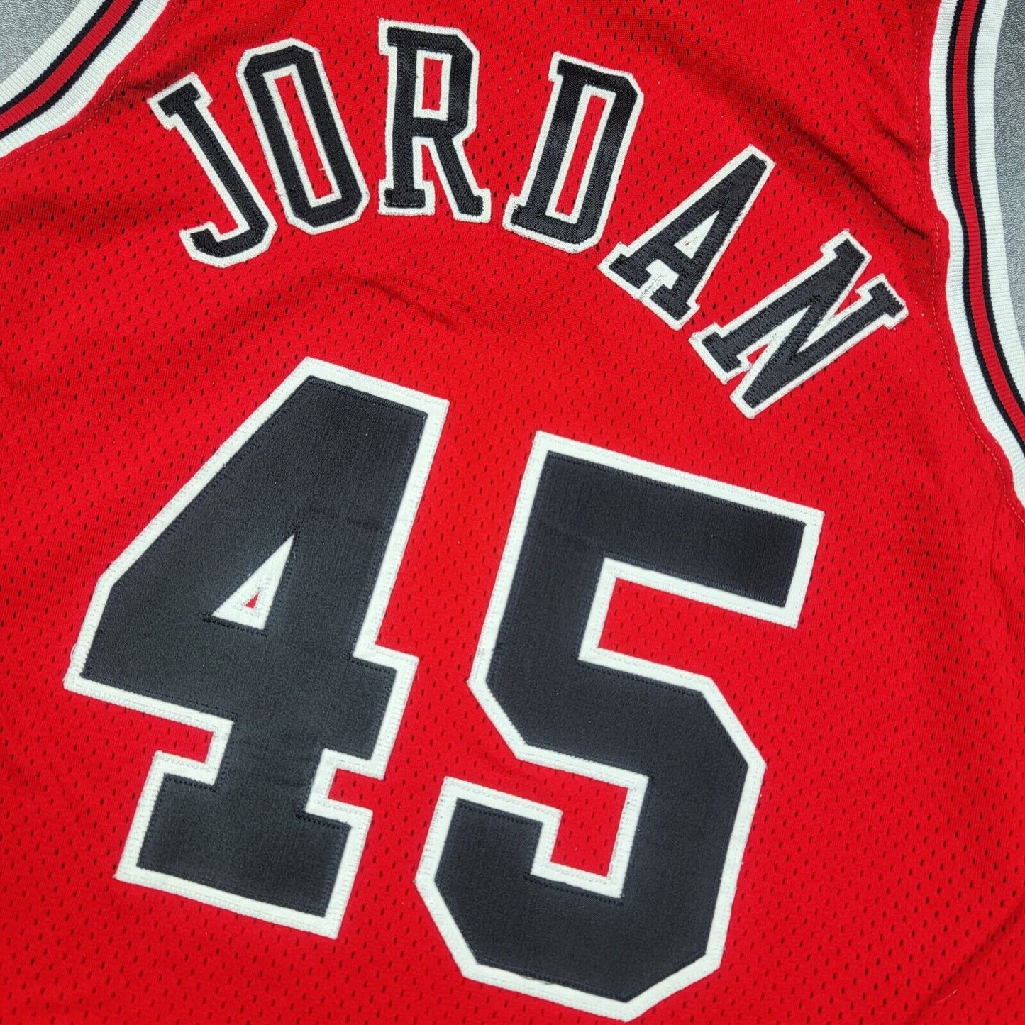 100% Authentic Michael Jordan Vintage Champion 9495 Bulls Jersey 48 XL pro cut