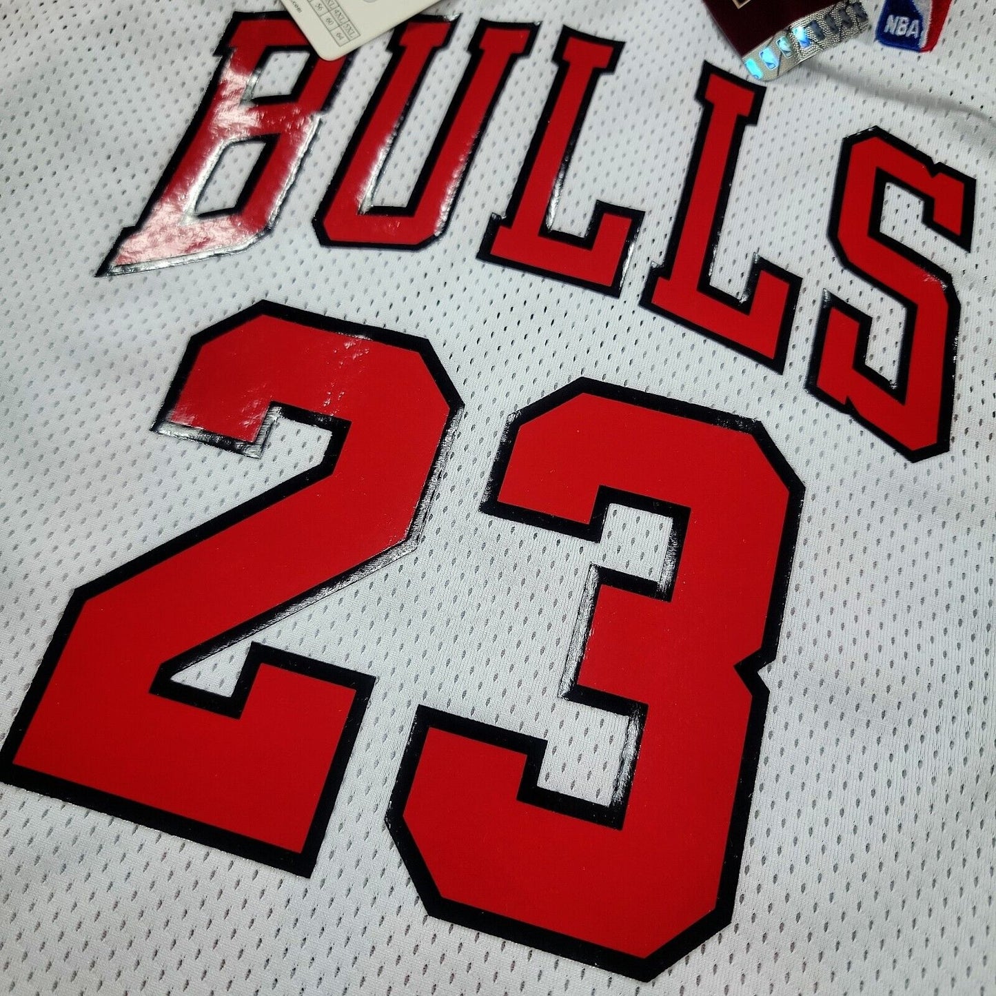 100% Authentic Michael Jordan Mitchell Ness 91 92 The Shrug Bulls Jersey 40 M