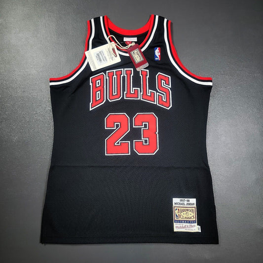 100% Authentic Michael Jordan Mitchell & Ness 97 98 Bulls Jersey Size 44 L Mens