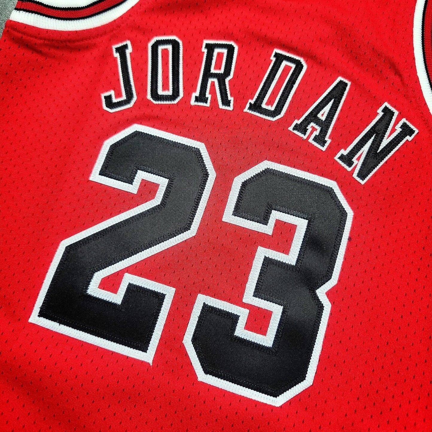 100% Authentic Michael Jordan Mitchell Ness 97 98 Bulls Jersey Size 24M Infant
